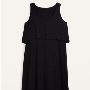Old Navy Maternity nursing dress